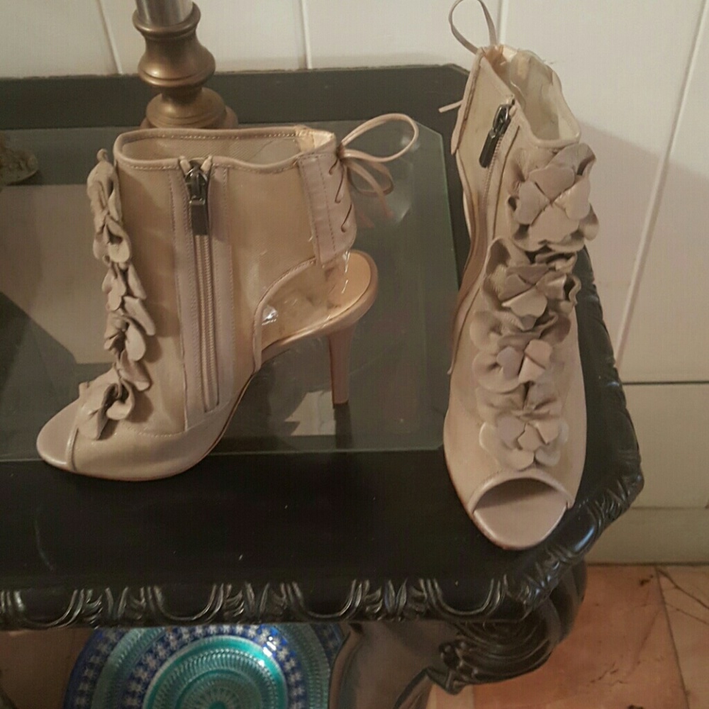 Boutique shoes brand new